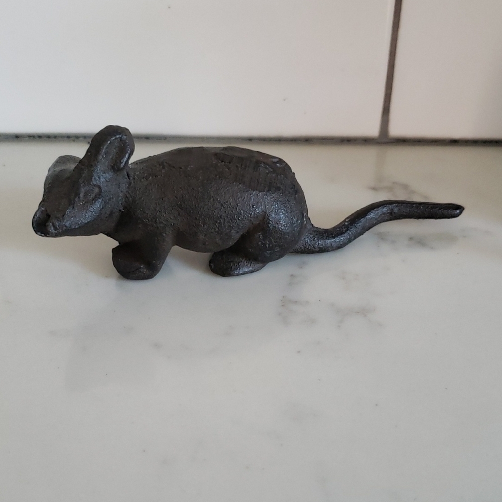 Vintage Cast Iron Paper Weight Mouse